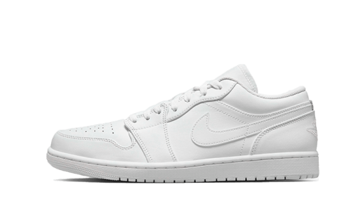 Triple White (2022) - immagine 2